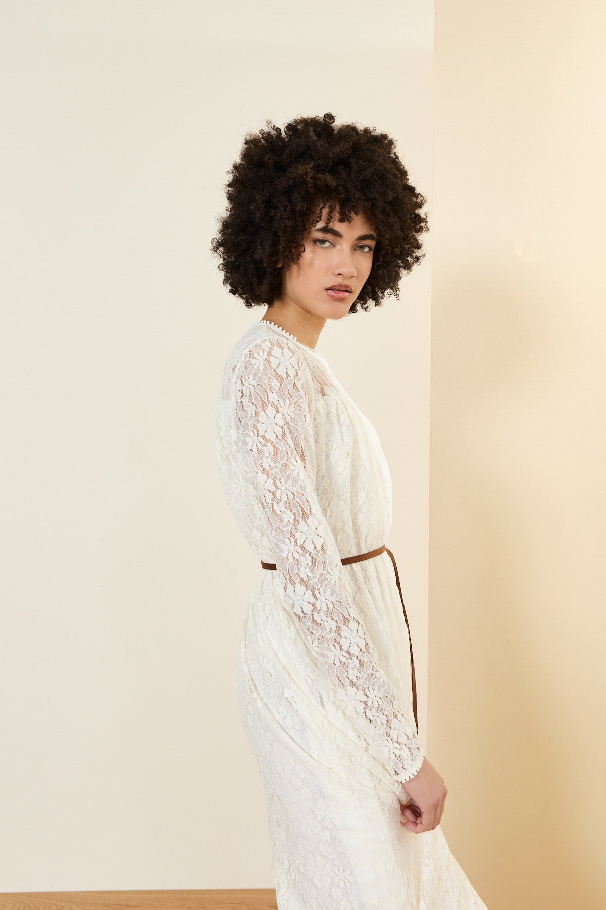 Abito midi in pizzo