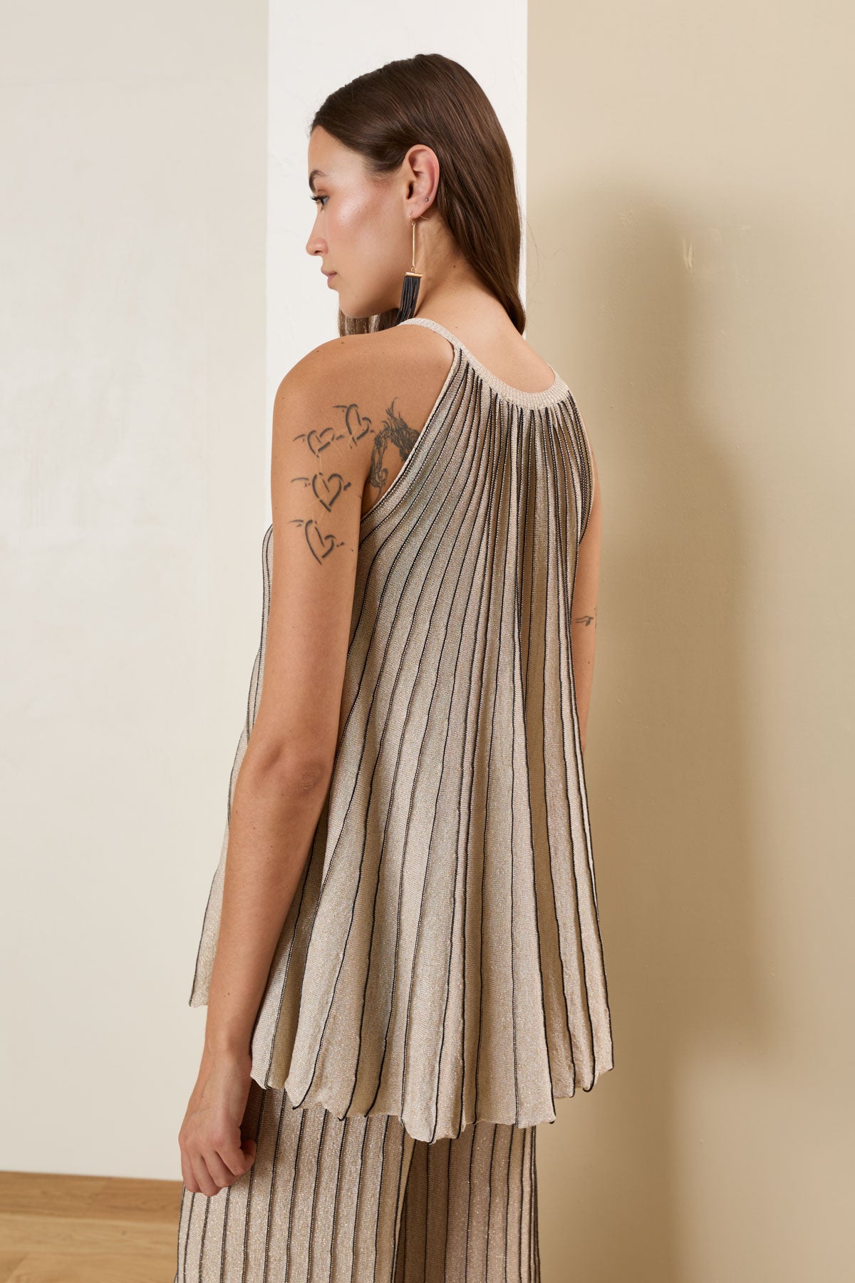 Top viscosa in maglia con lurex