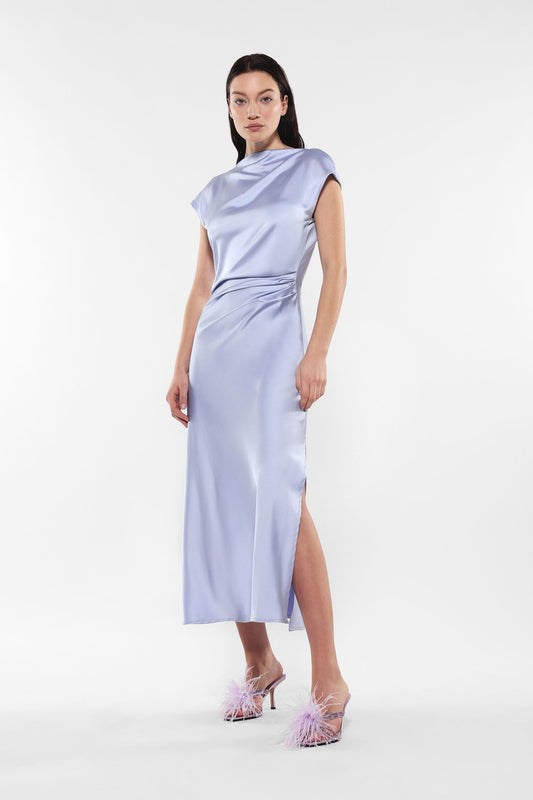 Long single-colour sleeveless dress with drapes