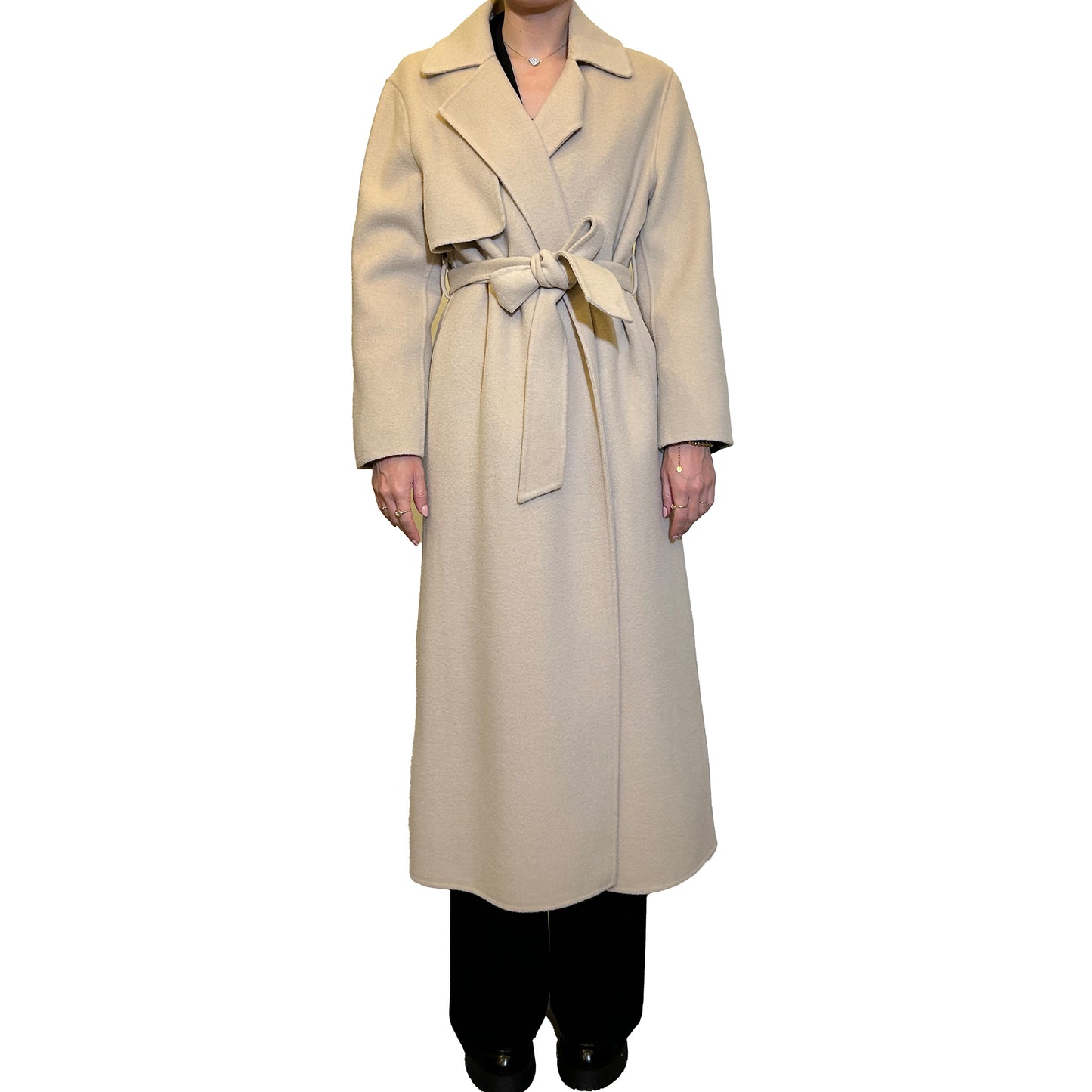 Cappotto cinturato in lana